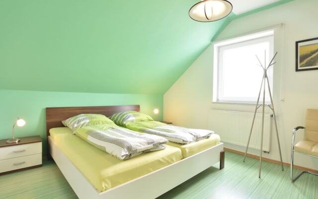 Pleasant Holiday Home in Malchow near Beach