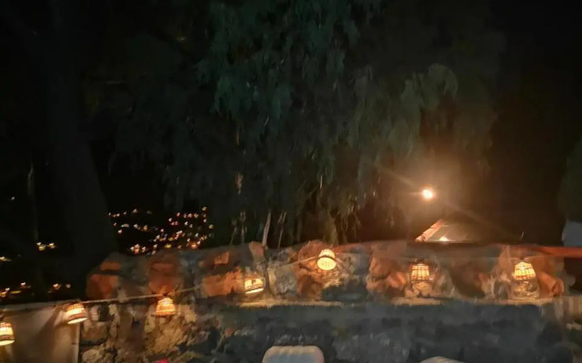 La Cueva Refugio