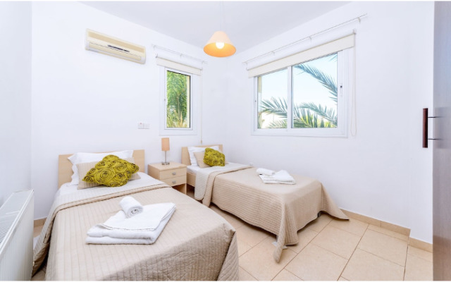 Sirena Bay Villa 14