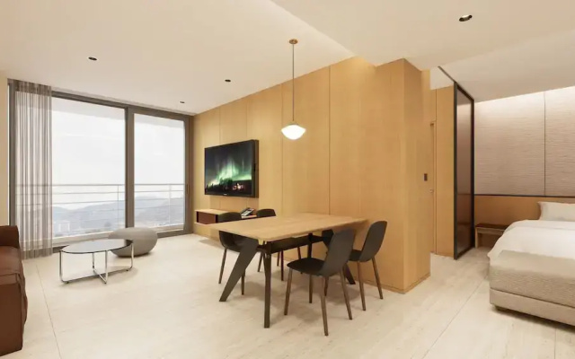Lotte Hotel & Resort Gimhae