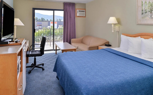 Canadas Best Value Inn & Suites Castlegar