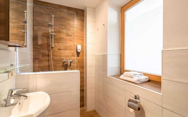 Spacious Apartment in Ellmau with Parking