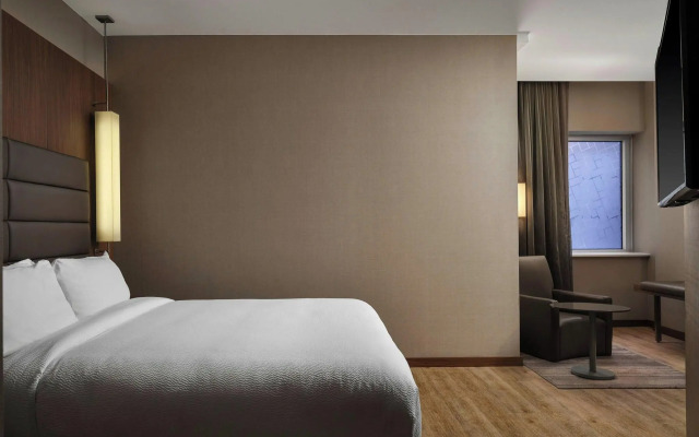 AC Hotel by Marriott Dallas Downtown