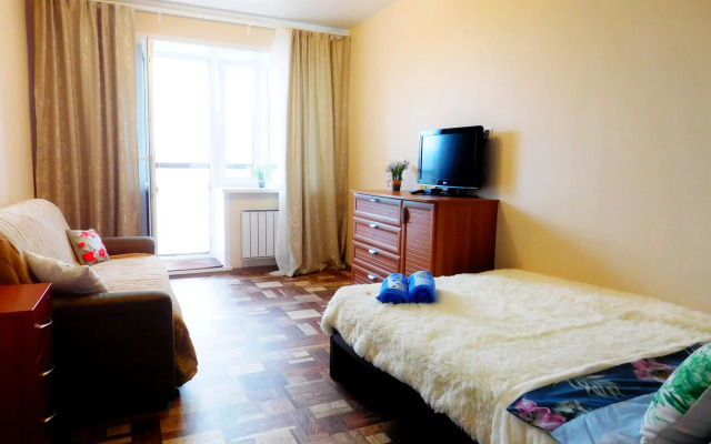 Apartments on Podstepnovskaya street 28
