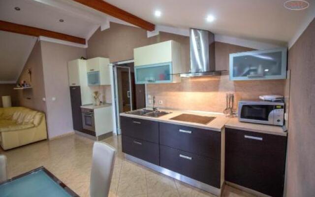 Apartments Lores