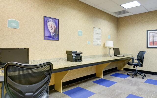 Comfort Inn & Suites Presidential