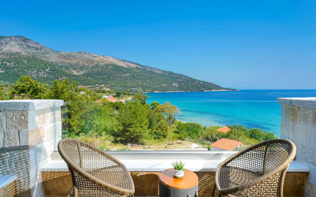 Essentia Luxury