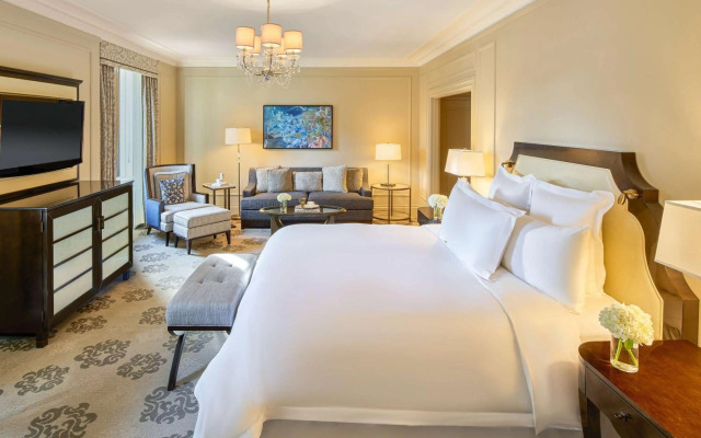Fairmont Hotel Vancouver