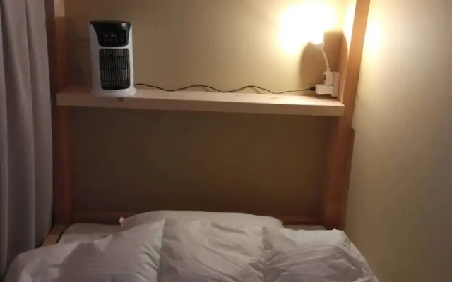 World Inn Muroran Nakamano-Ie! Noboribetsu, Toyako, Sapporo, and Airport Direct Bus Stop