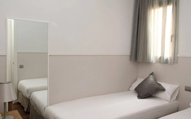 MH Apartments Center