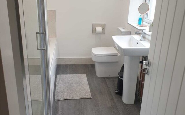 Sunset House - Whitby Townhouse Near the sea Sleeps 8