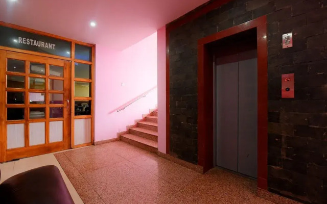 Capital O 1608 Hotel the Grand Welcome