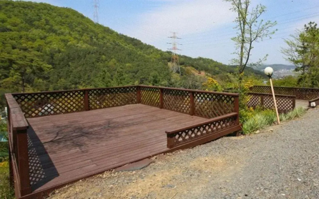 Chengyang Goun Healing Glamping