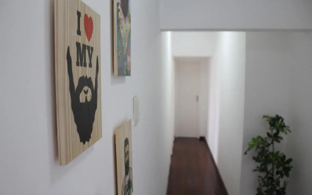 Ira,s home