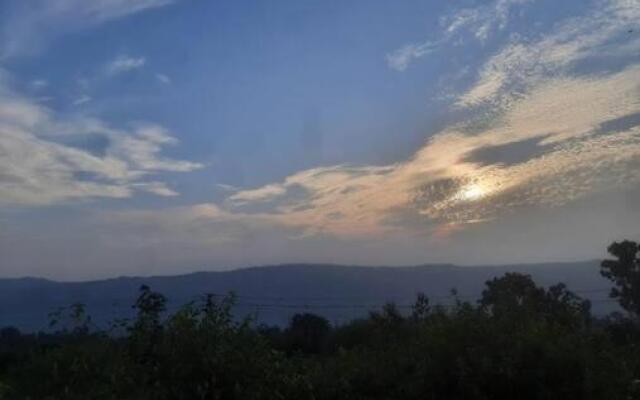 relax,sunset,into nature, Mahableshwar,4bhk