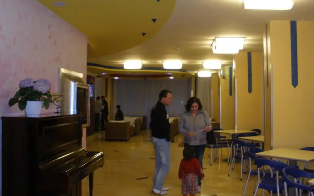 Hotel Senior