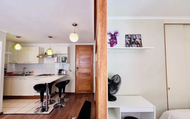 Urban Yard Bus Terminal Home Office Pool Wifi