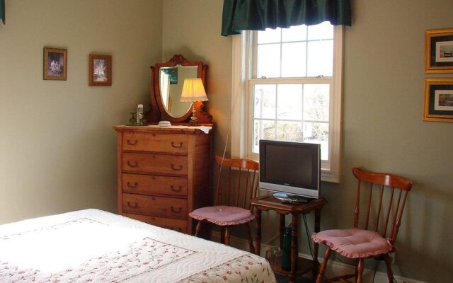 John's Gate Gourmet Bed and Breakfast