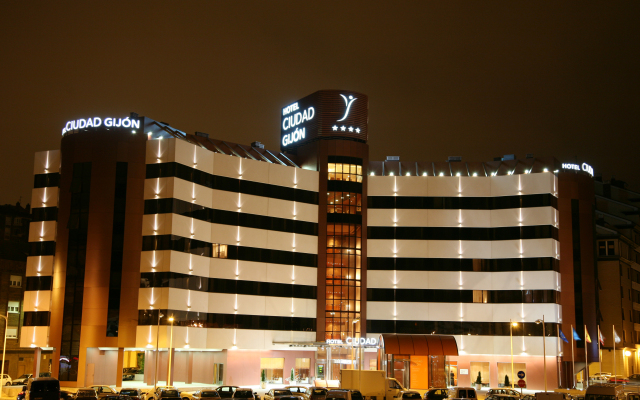 Hotel Silken Ciudad Gijon