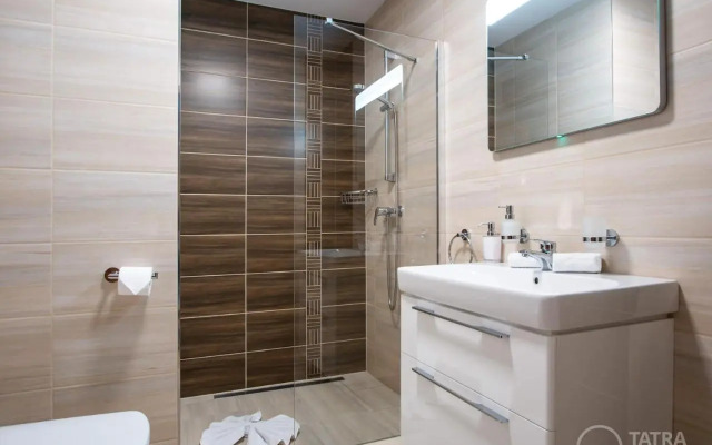 Tatra Suites Luxury Studio A303