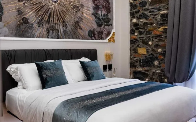 Queen Catlleya Suite