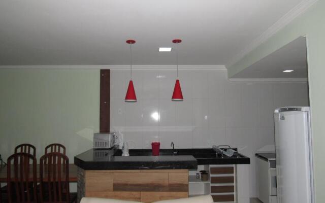 Arraial Temporada 200 metros da praia