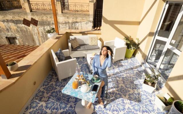 Kéramos Luxury Rooms