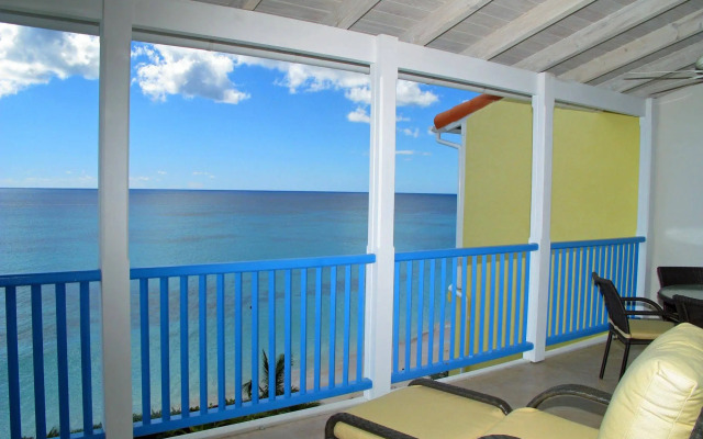 Maxwell Beach Villas