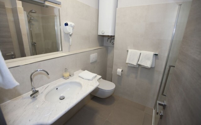 Tifani Luxury Rooms 2
