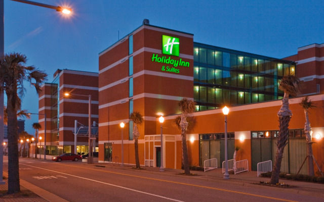 Holiday Inn & Suites Virginia Beach North Beach, an IHG Hotel