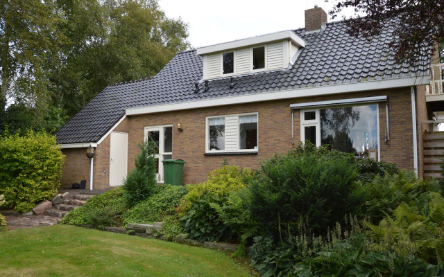 Cozy Holiday Home in Mantinge with Private Garden