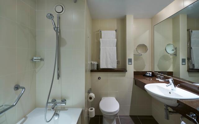 Crowne Plaza London Ealing by IHG