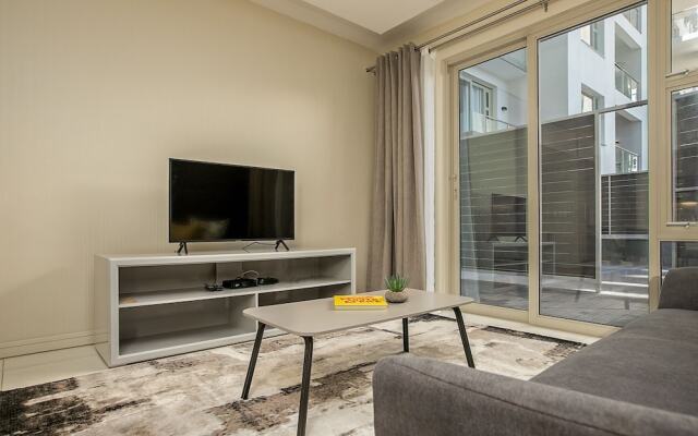107 The Tyrwhitt Rosebank Adults Only