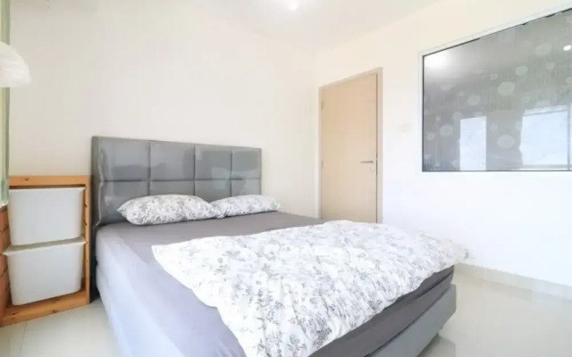 Paradise Mansion Apartment by Guardian Pro