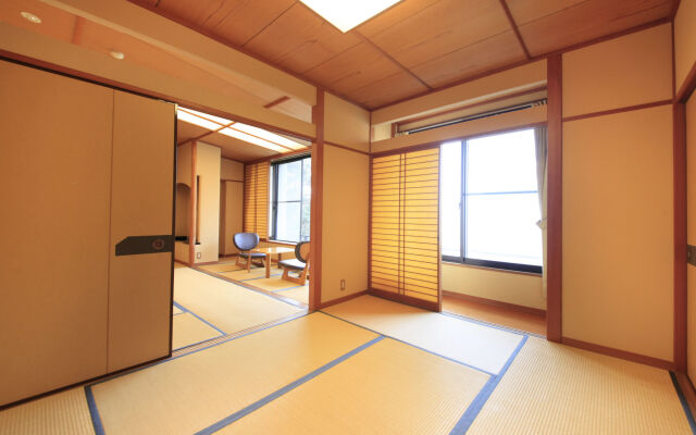 Nishiizu Koyoi