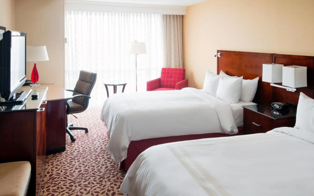 Wyndham Cleveland Airport