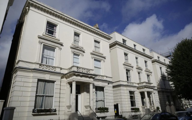 Pembridge Court Hotel