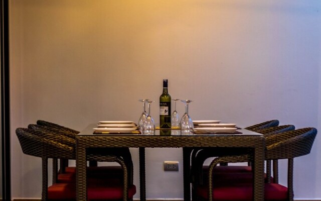 The Elegance Pool Villas