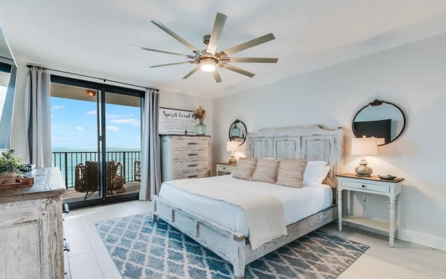 Phoenix X 1403 3 Bedroom Condo