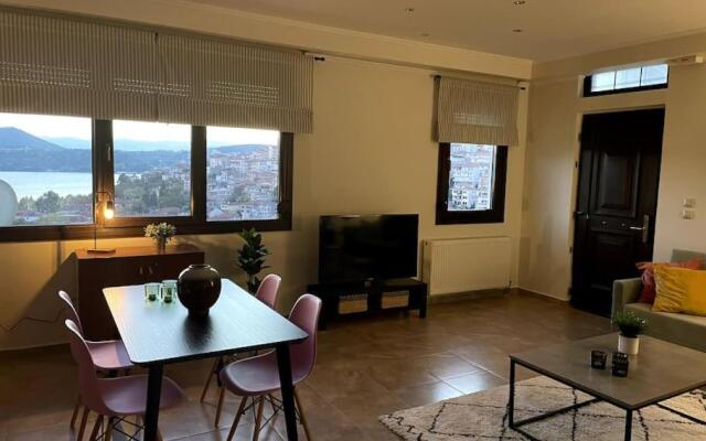 Magnificent view apartment with private garden