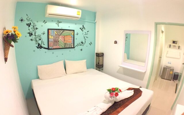 The Room Patong Hotel