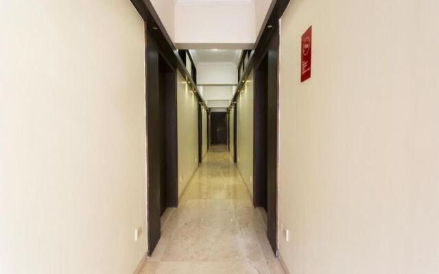 Fabhotel Shree Sai Residency