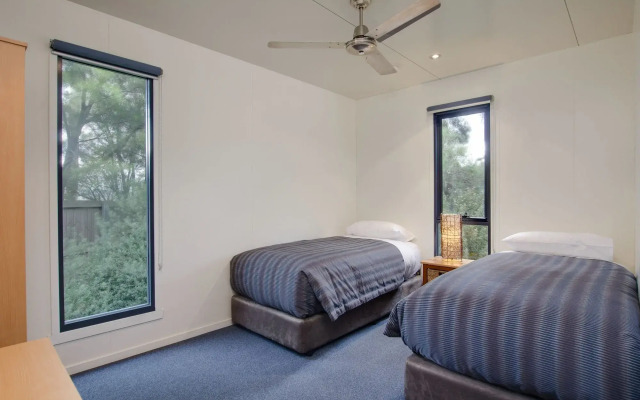 Swansea Beach Chalets