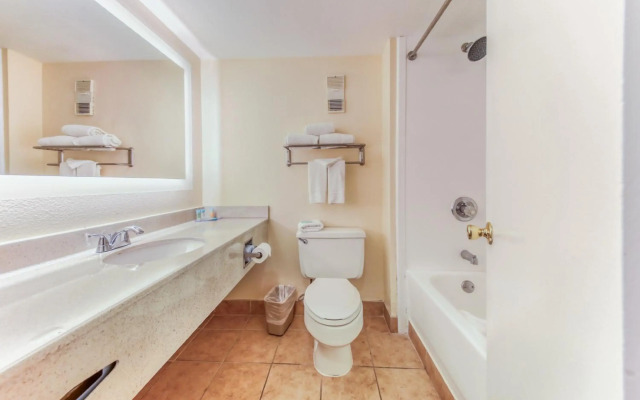 Floridian Express Hotel