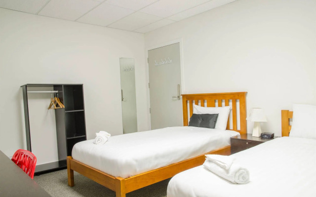 The Setup on Dixon - Hostel