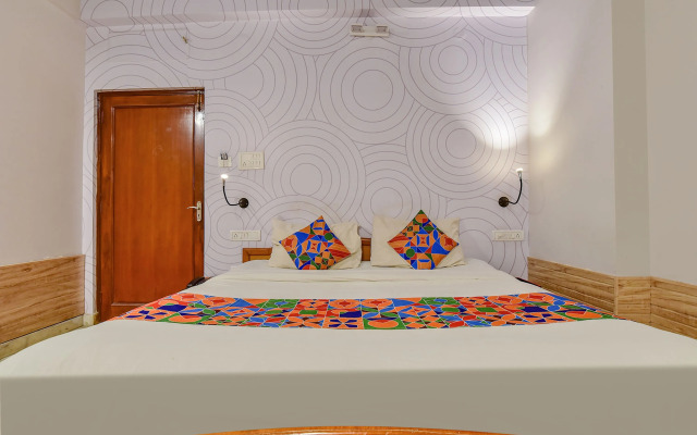 Fabexpress Shekhawati Palace