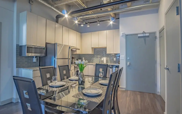 Heaven on Midtown Fully Furnished Apts