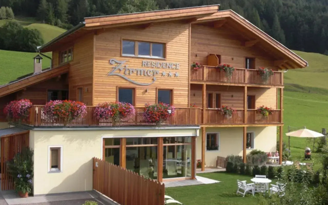 Residence Zirmer Wohnung Wasser