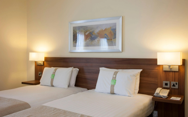 Holiday Inn Glasgow East Kilbride by IHG