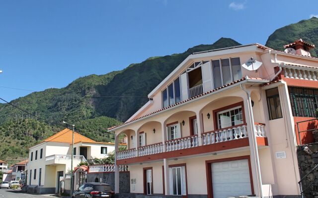 Dinis Country Apartment by Our Madeira